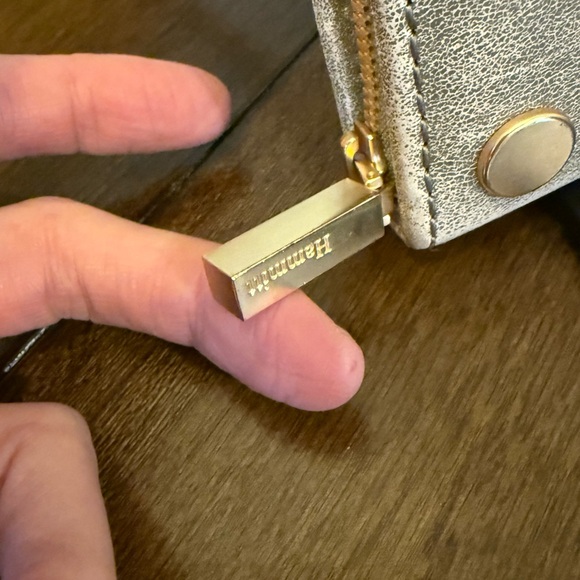 Hammitt 360 South Wallet Crossbody in Pewter - Picture 4 of 7